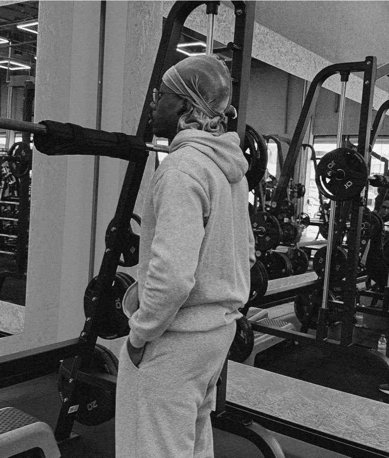Ernso Azor training at the gym